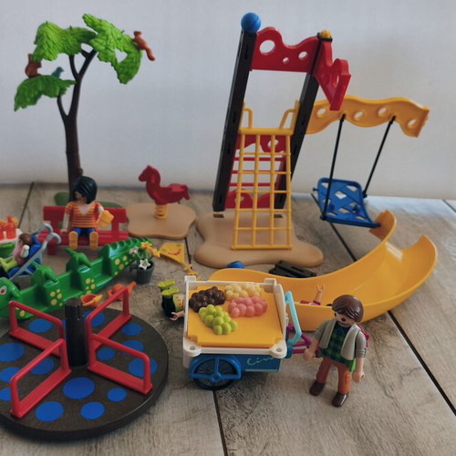 Playmobil Family Fun Large Playground 71571