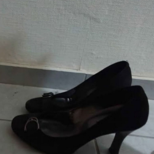 Stefania black suede buckle heels size 40 like new