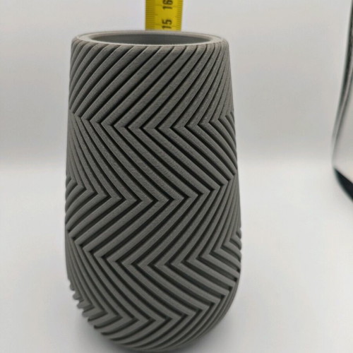 Vase new from 3D printer with sunlu pla marble concrete material