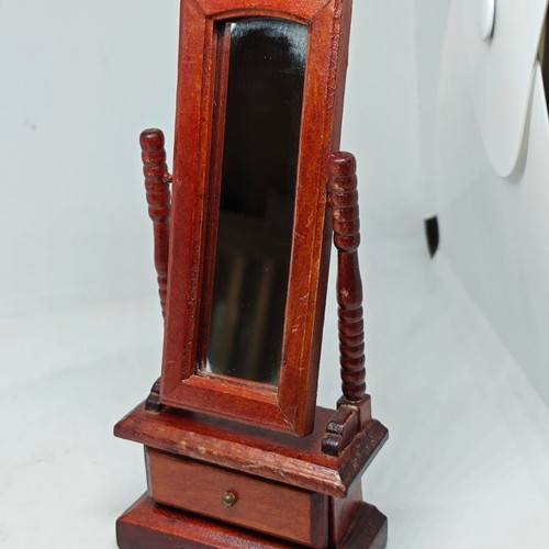 Wooden mirror used with drawer for dollhouse decoration