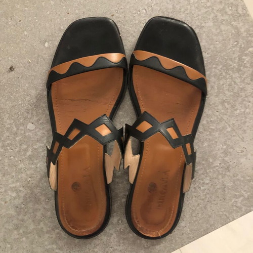 Di Gaia leather sandals used, black and brown, size 39