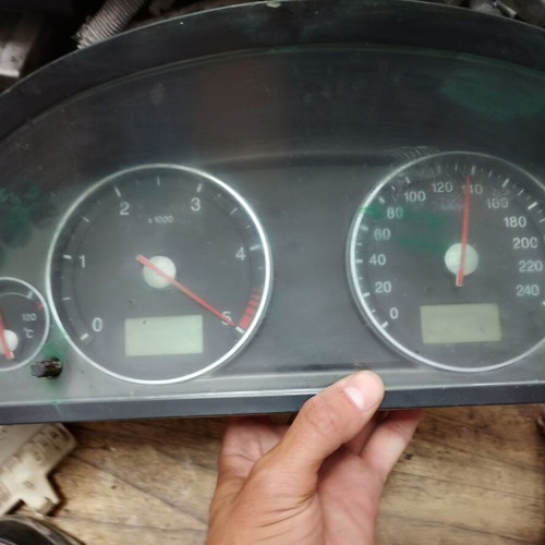 Ford Mondeo MK3 2.0 TDCI speedometer used