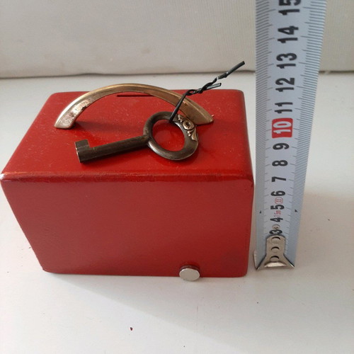 Money box like new with bronze handle and key