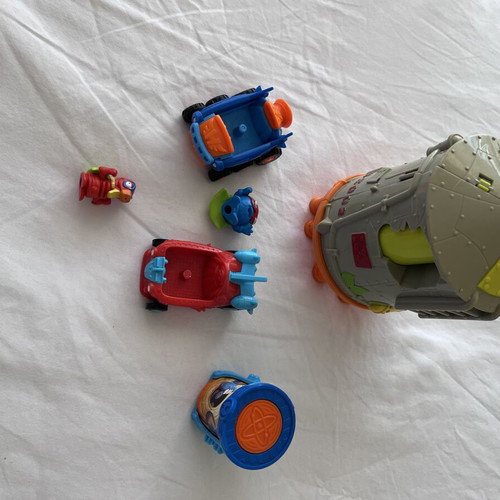 Super Zings set used