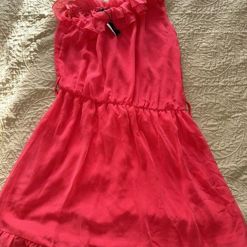 Dress fuchsia with ruffles size M new