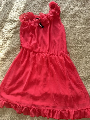 Dress fuchsia with ruffles size M new