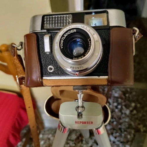 Vintage Vongathia Camera 1968 Model Used, Made in Germany with Tripod
