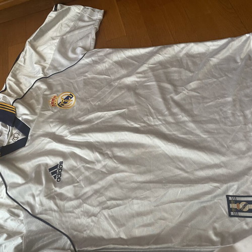 Real Madrid 1997-1998 season jersey new, size L