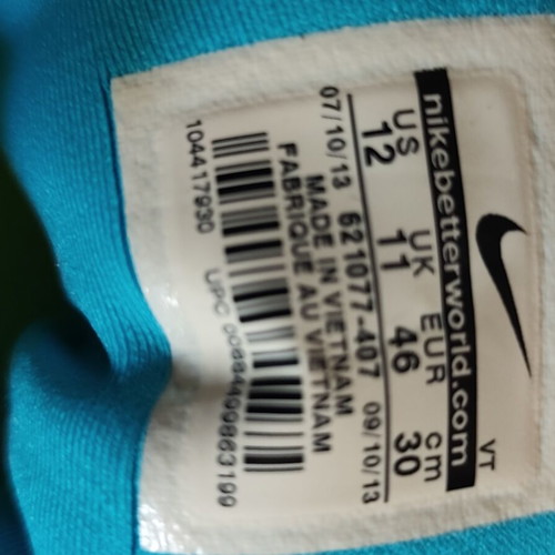 Nike Air Max size 46 used, turquoise with left air sole loss