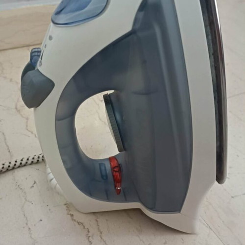 Vicko iron like new, fully functional