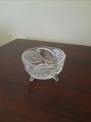 Vintage crystal bowl like new