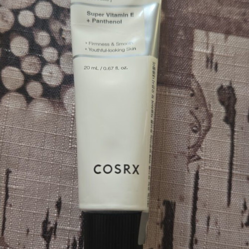 Cosrx retinol cream used with panthenol and vitamin E