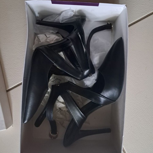 Gianna Kazakou leather pumps new, size 40, black