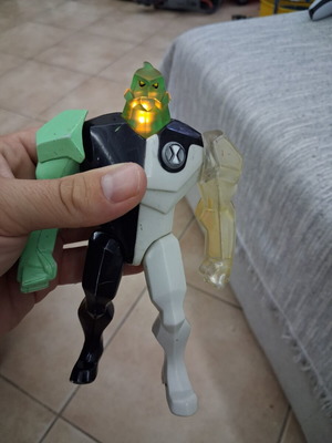 Diamondhead Ben 10 action figure used, Bandai 2006