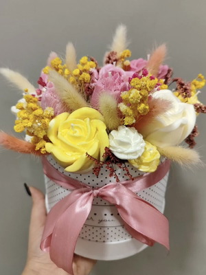 Soy candle bouquet new, handmade