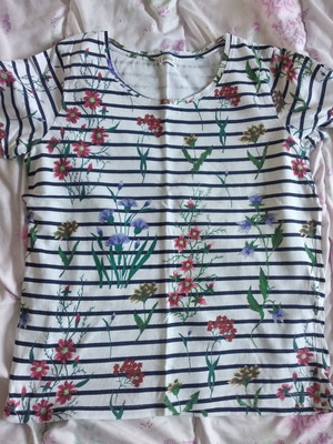 T-shirt floral Pimkie like new, striped with open sleeves