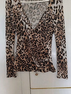 Μπλούζα Enzzo ανιμαλ σαν καινούργιο, μέγεθος M 38 10, μπεζ καφέ