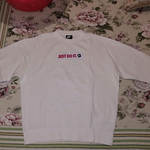 Nike men's sweatshirt M used, white
