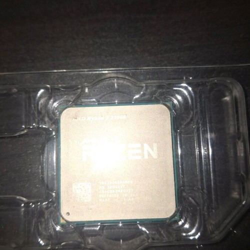 Ryzen 3 2200G like new, fully functional