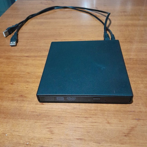 Small DVD for laptop like new with cables ready to use