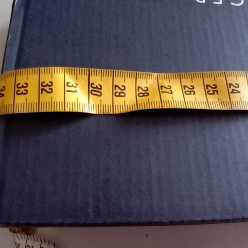 Tommy Hilfiger Shoe Box like new, dark blue