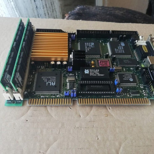 SSC-5X86HVGA REV:1.4 ICP Board ISA Slot Industrial Motherboard with CPU and RAM used
