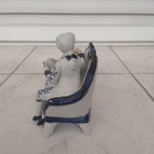 Vintage couple figurine reading on sofa rococo style like new