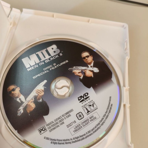 Men in Black II 2 DVD Set Collectors Edition like new