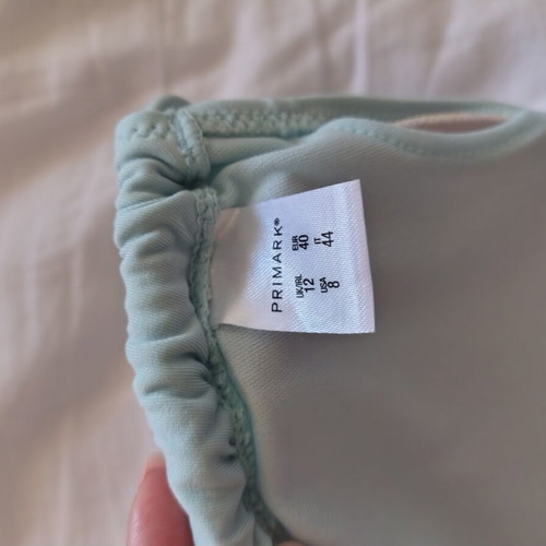 Primark women's bikini top size 40 like new, blue with white lace
