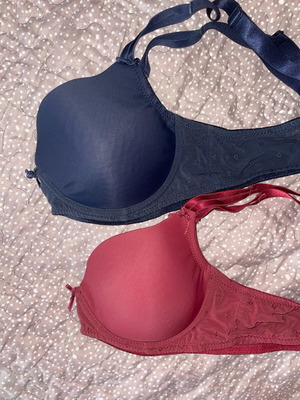 Jolinesse bra set 85B used, blue and red, non-padded