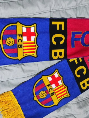 Barcelona scarf like new