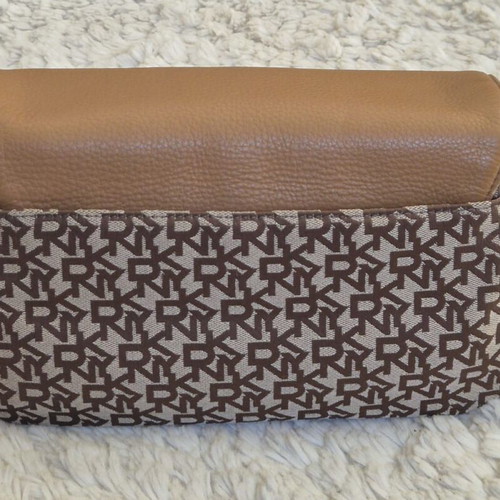 DKNY Signature Logo shoulder bag used, brown and beige
