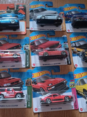 Hot Wheels toy cars set