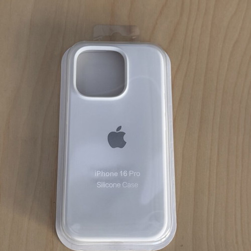 Apple iPhone 16 Pro silicone case
