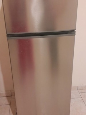 Morris refrigerator like new, very good condition
