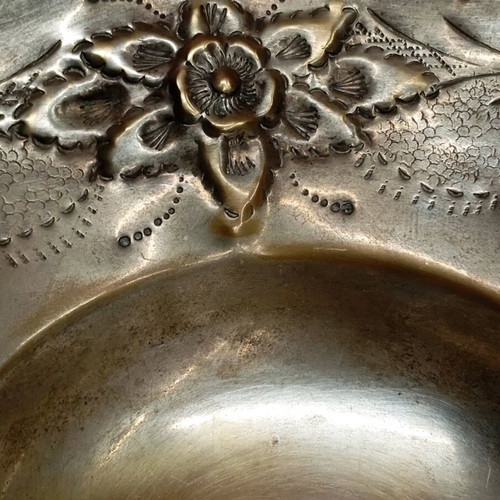 Vintage silver-plated footed fontaniera used