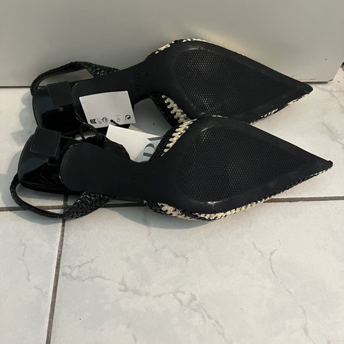 Zara straw sandals new, size 38, black and beige