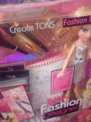 Bratz Fashion Designer Cloe new, in original box