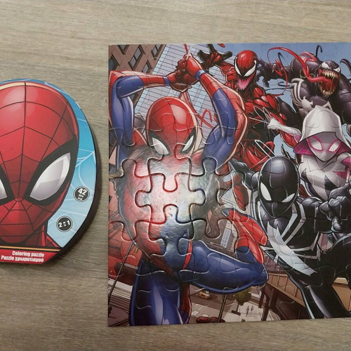 Spider-Man children's puzzle 42 pieces like new