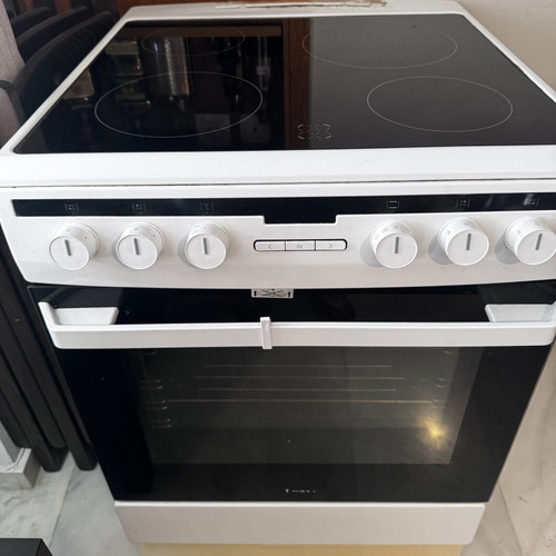 Morris MKV-64330 electric stove with ceramic hob 60cm used