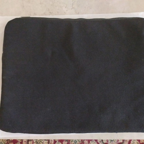 Laptop and tablet case new from Apivita