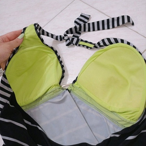 Swimsuit set XL + Free pareo