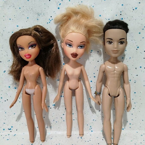Bratz dolls used, lot of 3 with flaws for OOAK