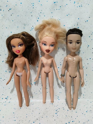Bratz dolls used, lot of 3 with flaws for OOAK