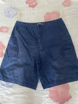 Quiksilver men's shorts blue size M like new