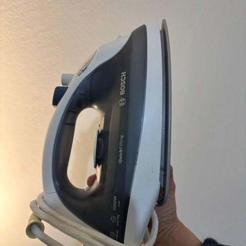 Bosch iron used in good condition