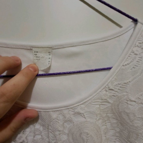Long-line blouse like new, lace, white