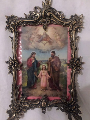 Old brass frame like new with vintage Holy Family postcard