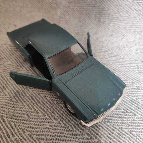 Ford Mustang 1965 metal miniature used
