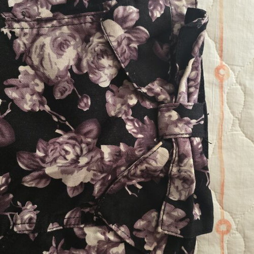 Strapless blouse like new, size M, black and pink